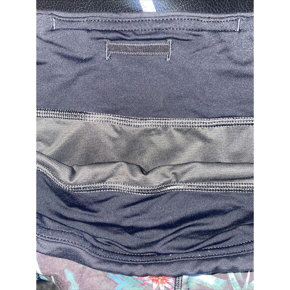 Lululemon speed up Shorts Women Curious Jungle Black Floral Vented Lined 6 Gym - Picture 10 of 10